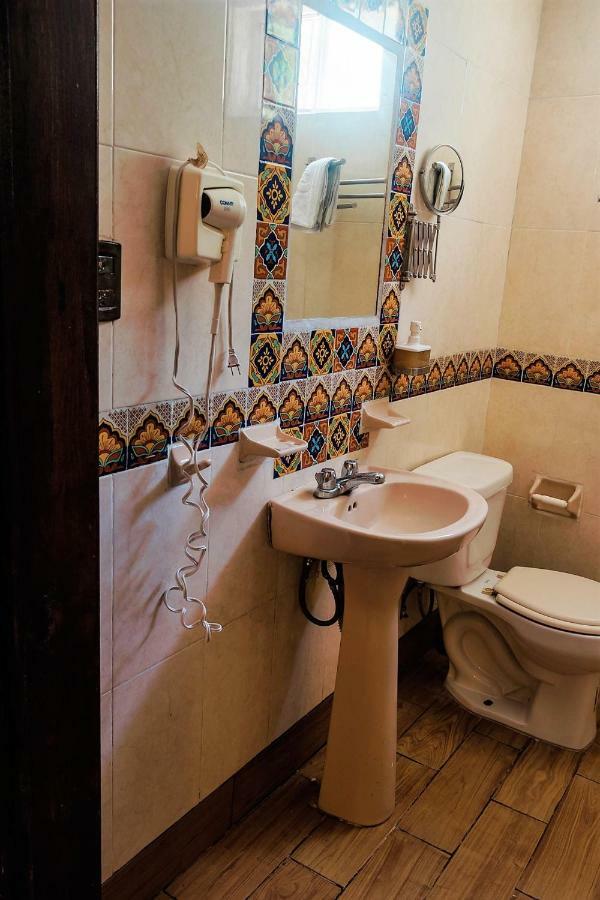 Antigua Lodge, 70 M From Sandy Beach إل كويو المظهر الخارجي الصورة